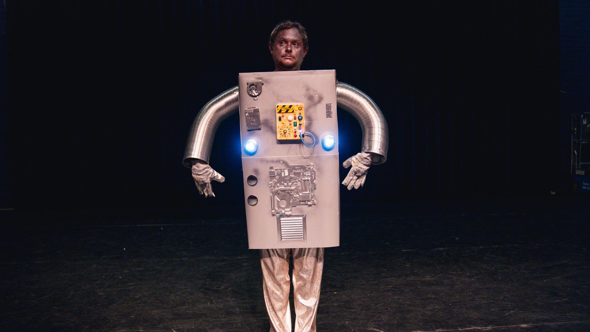 Diederik Jekel, Promotiefoto van Diederik Jekel in een zilveren robotpak
