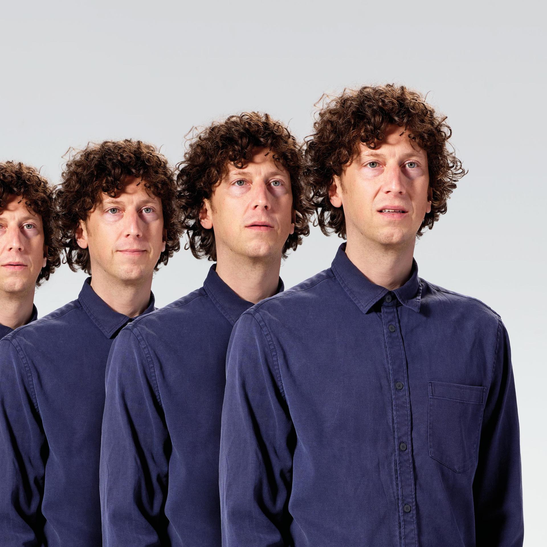 Merijn Scholten, Promotiefoto van Merijn Scholten meerdere keren achter elkaar als in een rij