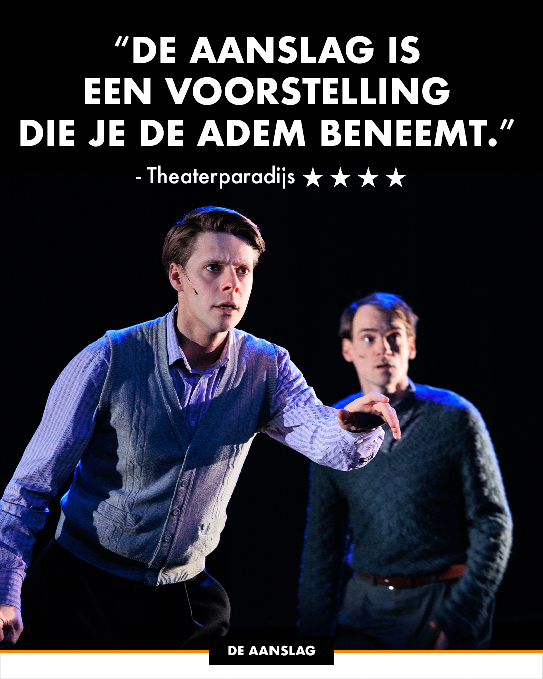 quotefoto bij de Aanslag met een recensiequote op het scènebeeld