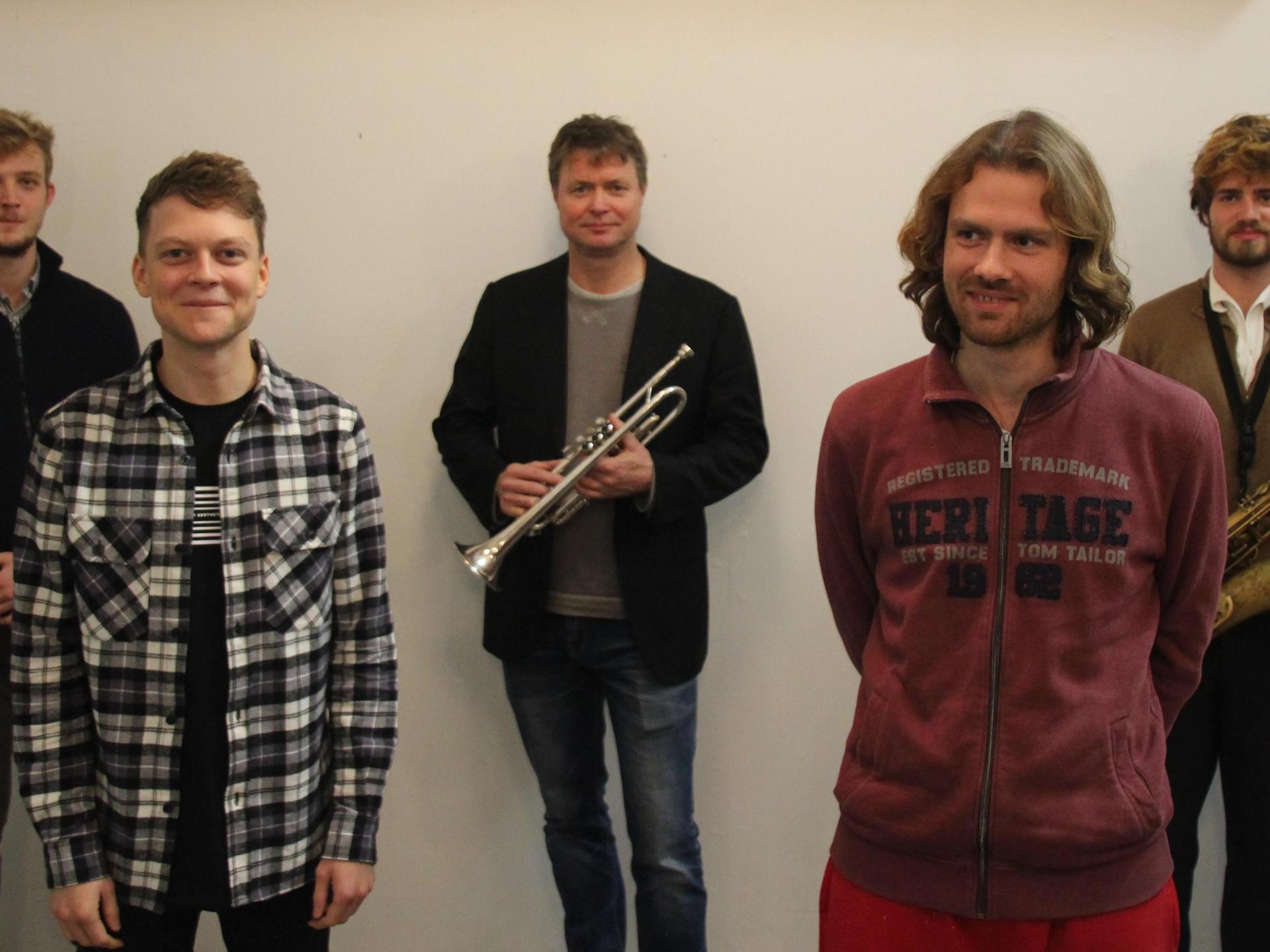 Stoep Jazz: Loet van der Lee Quintet, Promotiefoto van Loet van der Lee Quintet met alle 5 de leden erop