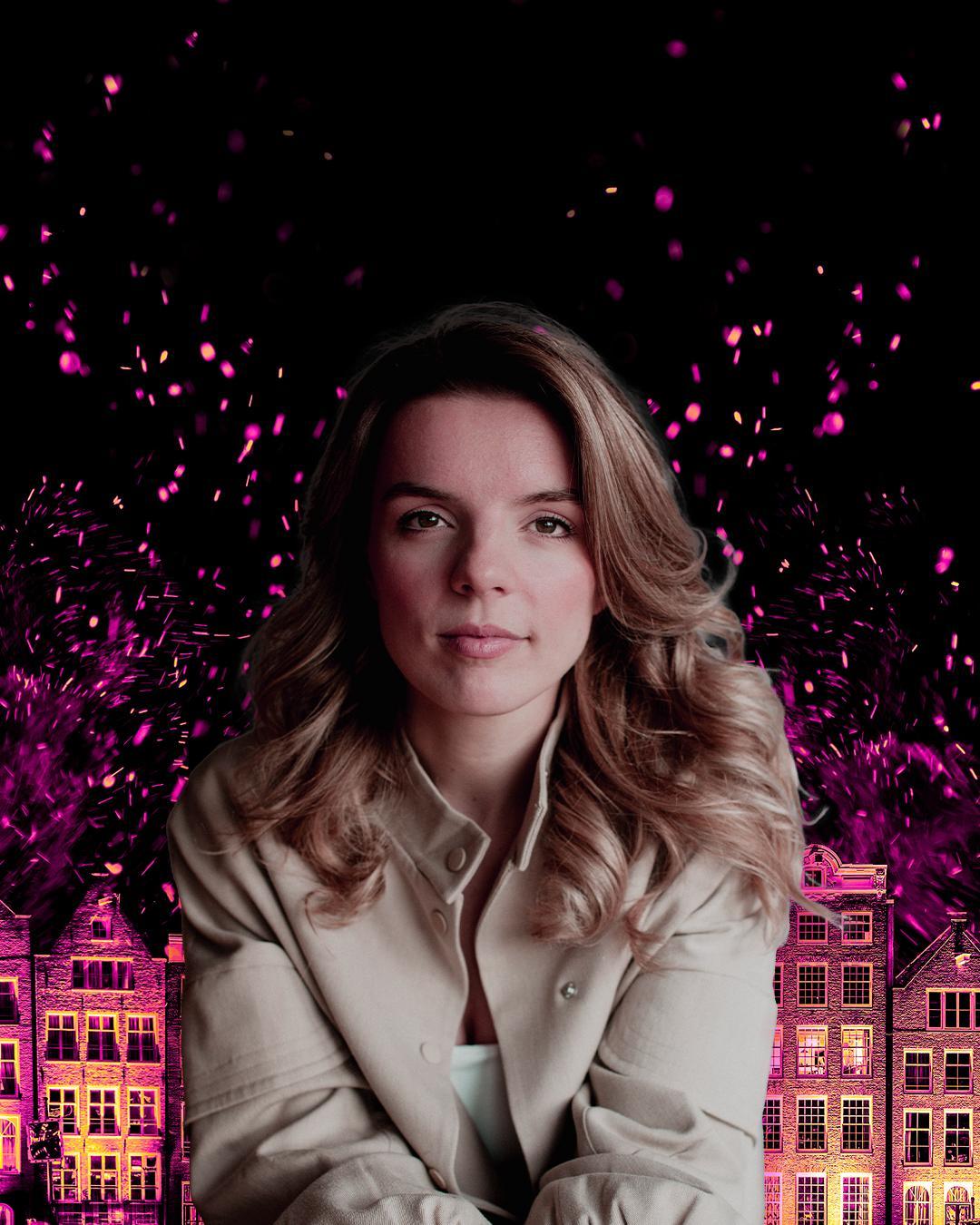 Castfoto van Foxtrot met daarop Julia  Berendse