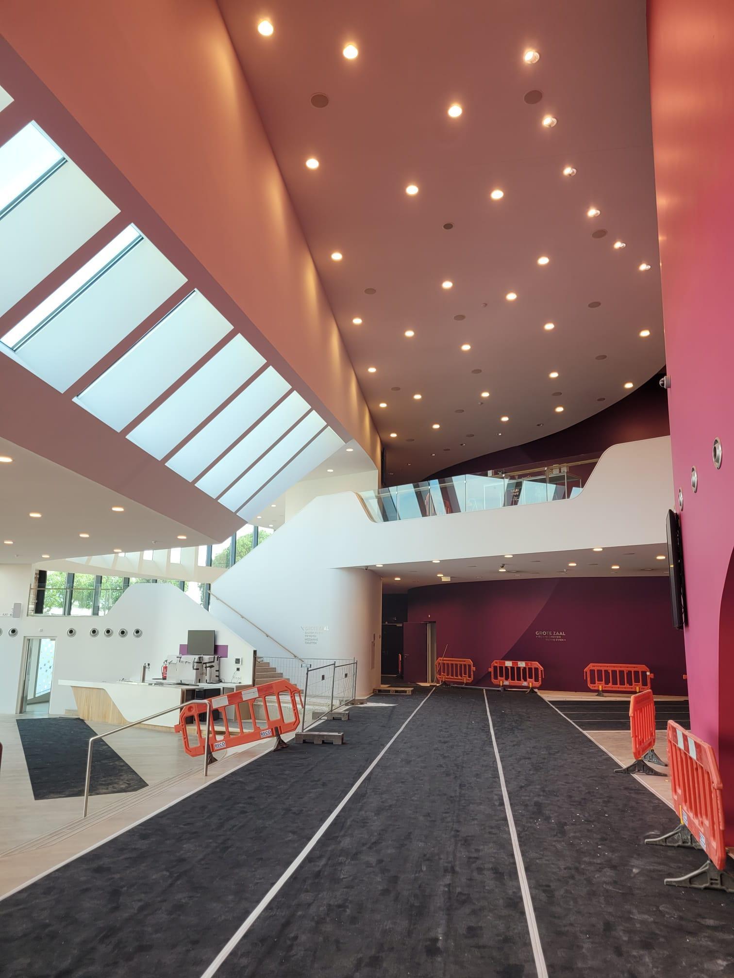 foto's van de verbouwing van Theater de Stoep