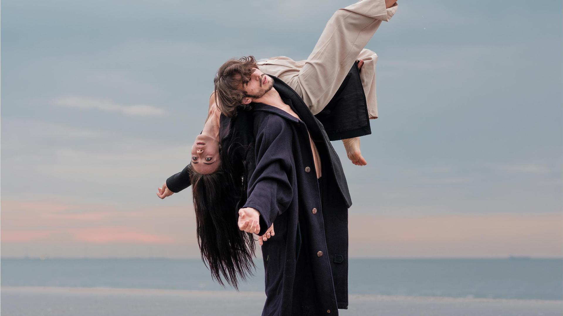 Vlad & Veronika, Aankondiging Vlad & Veronika - Revelation