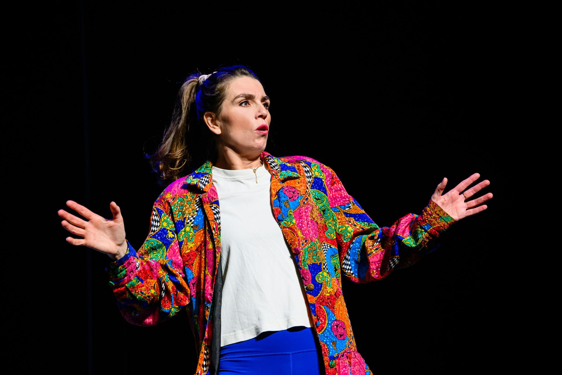 scènefoto van Louise Korthals op het podium