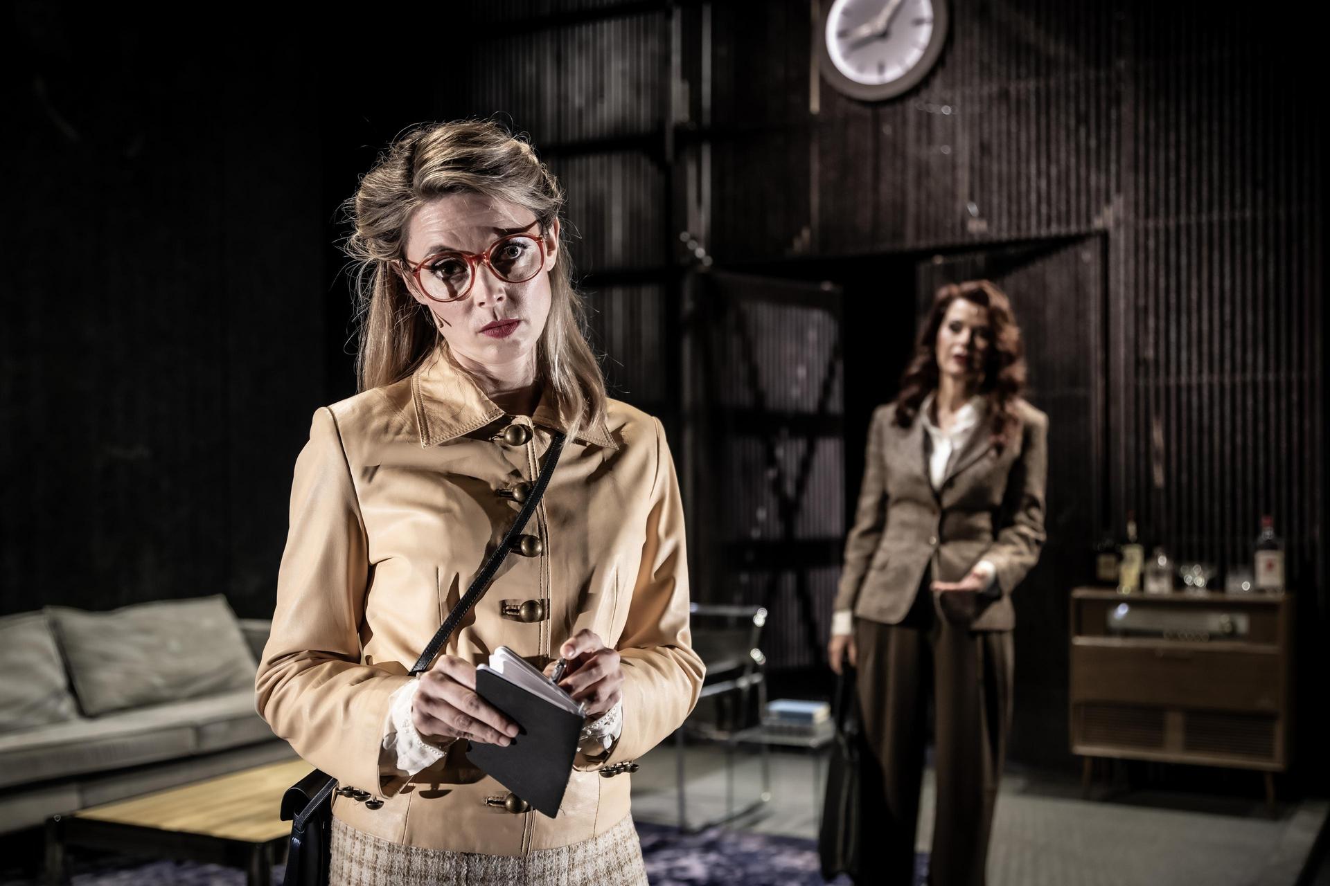 scènebeeld Dial M For Murder