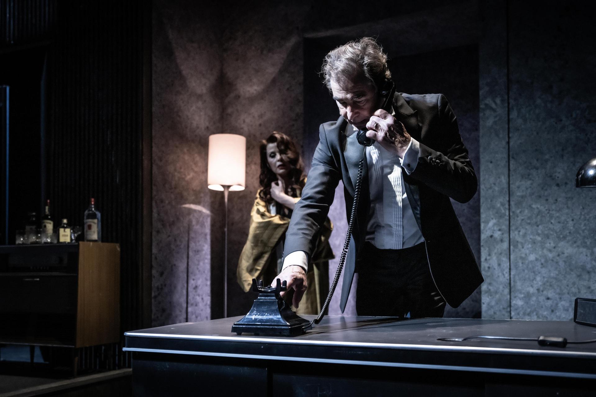 scènebeeld Dial M For Murder