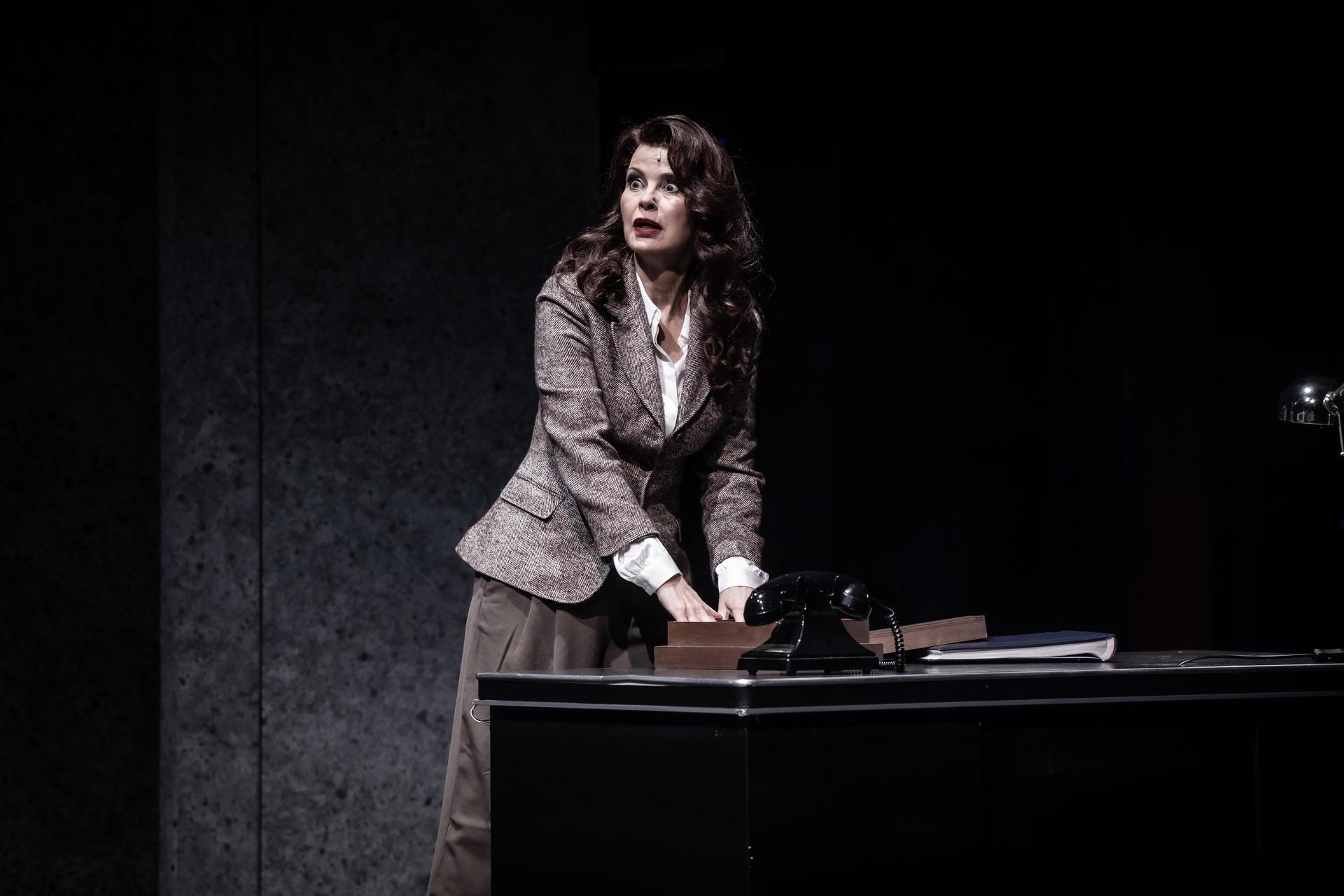 scènebeeld Dial M For Murder