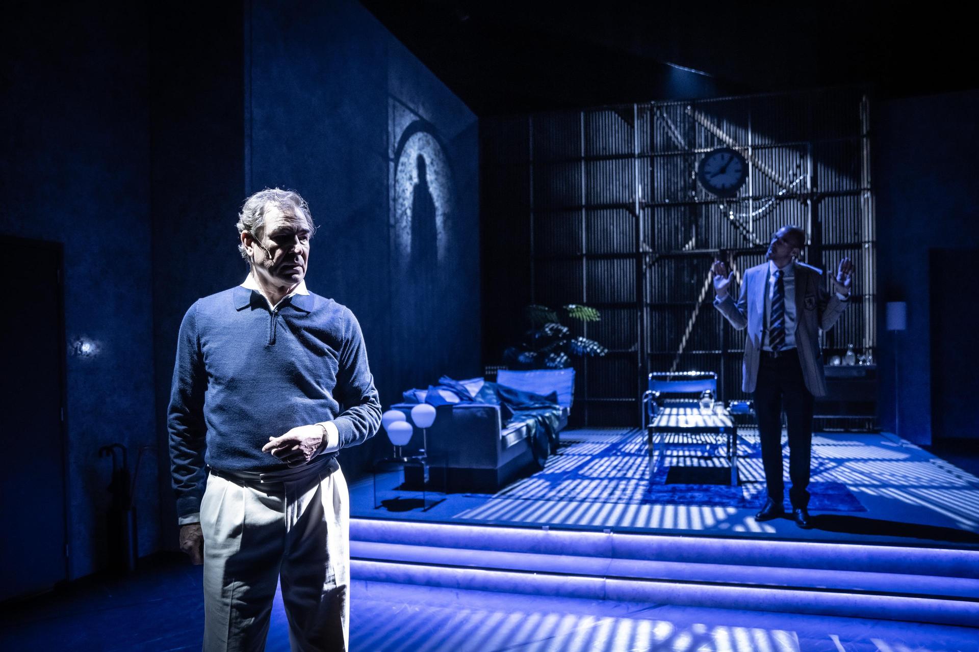 scènebeeld Dial M For Murder