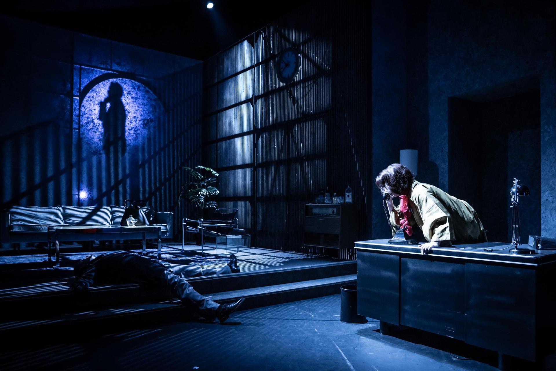 scènebeeld Dial M For Murder