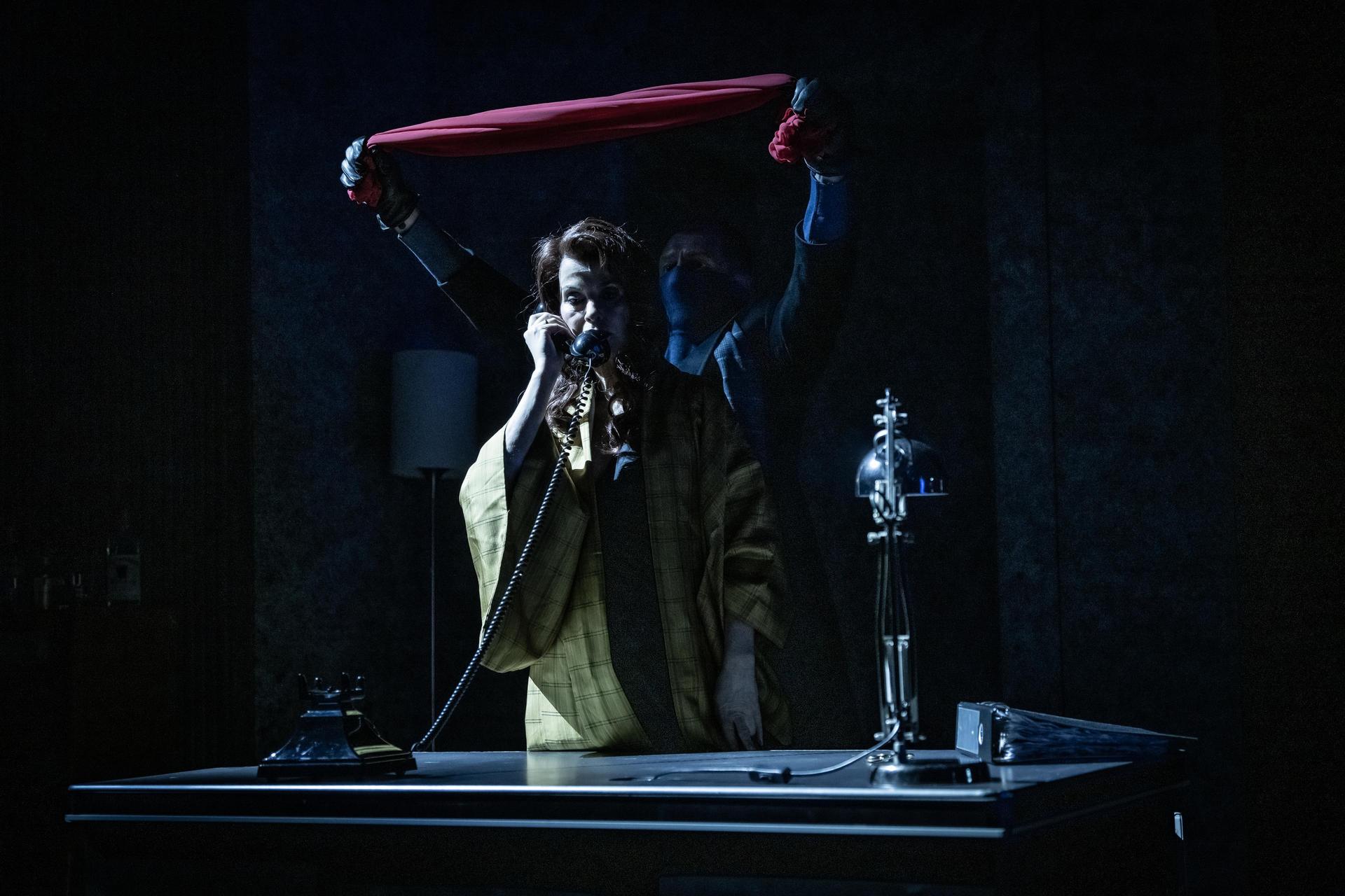 scènebeeld Dial M For Murder