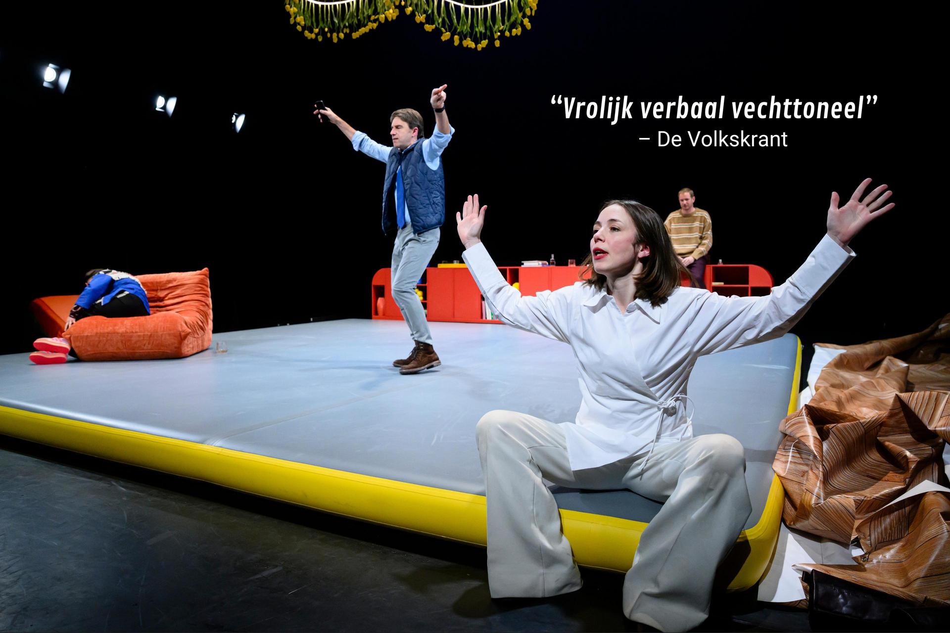 recensiefoto's God van de Slachting