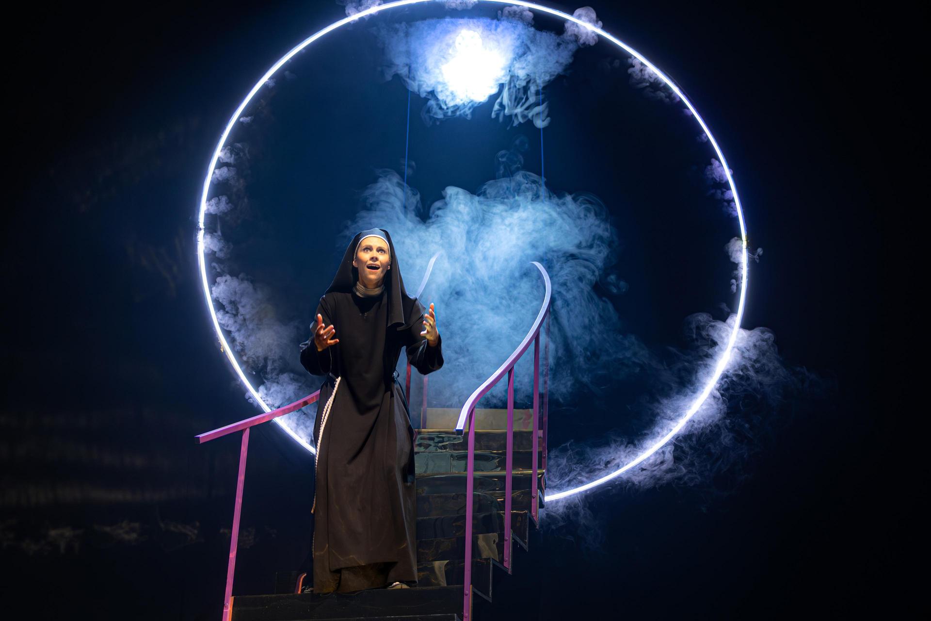 scènefoto Nonsens vna Pretpakhuis