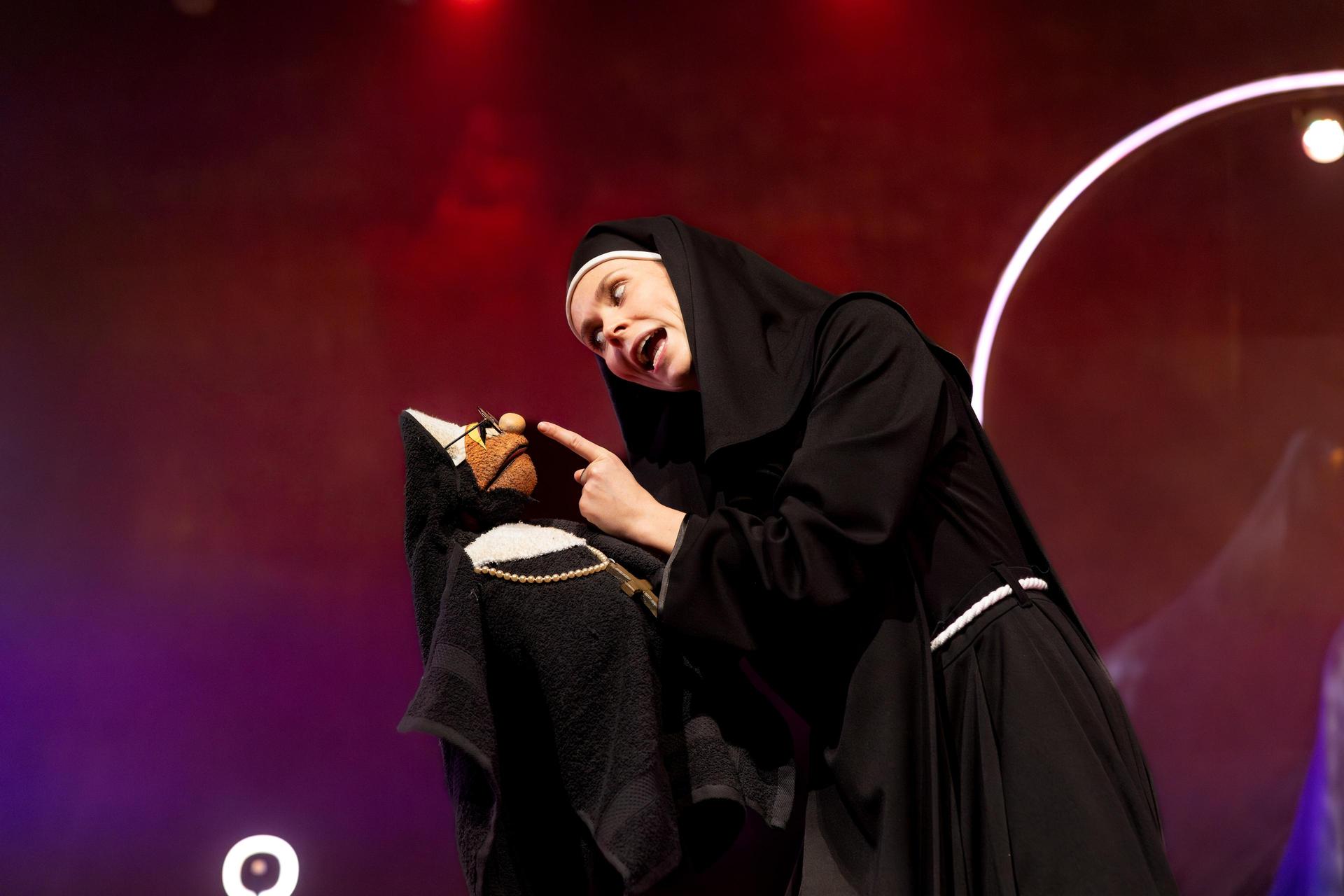 scènefoto Nonsens vna Pretpakhuis