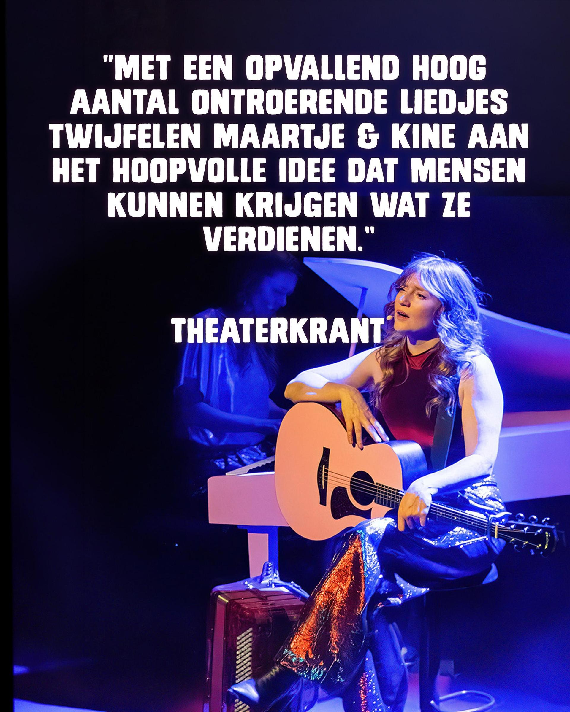 sterrenfoto's Maartje en Kine Bingo show