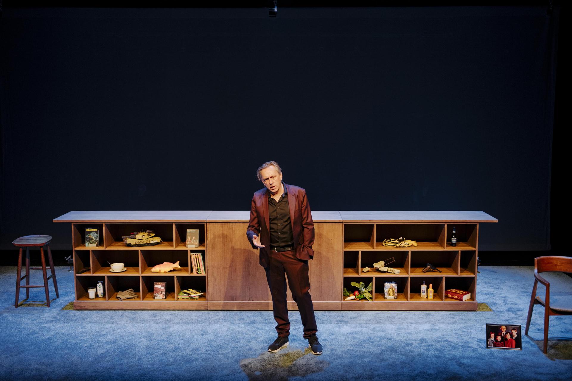 scènebeelden van Marcel van Roosmalen - Ik mag niet klagen