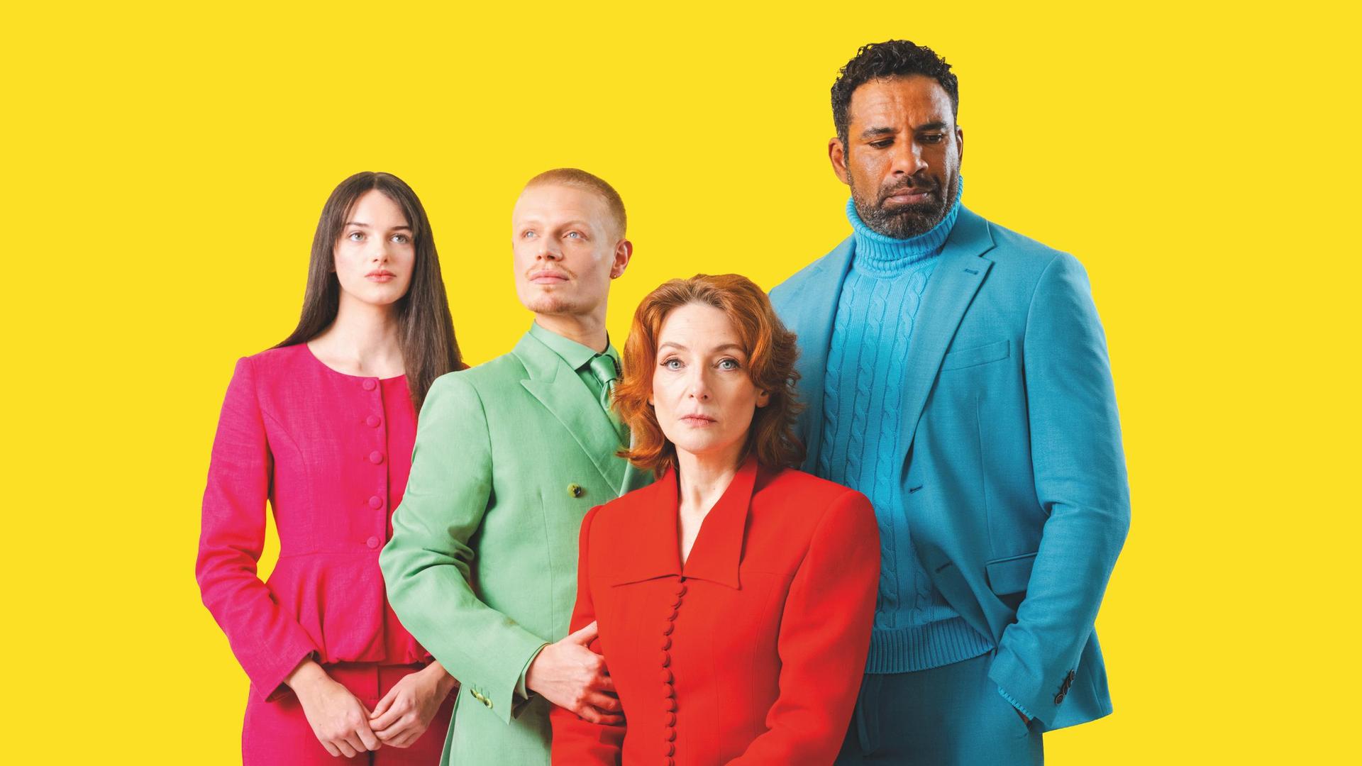 Next To Normal, Promotiebeeld Next To Normal met 4 acteurs in gekleurde pakken tegen een gele achtergrond