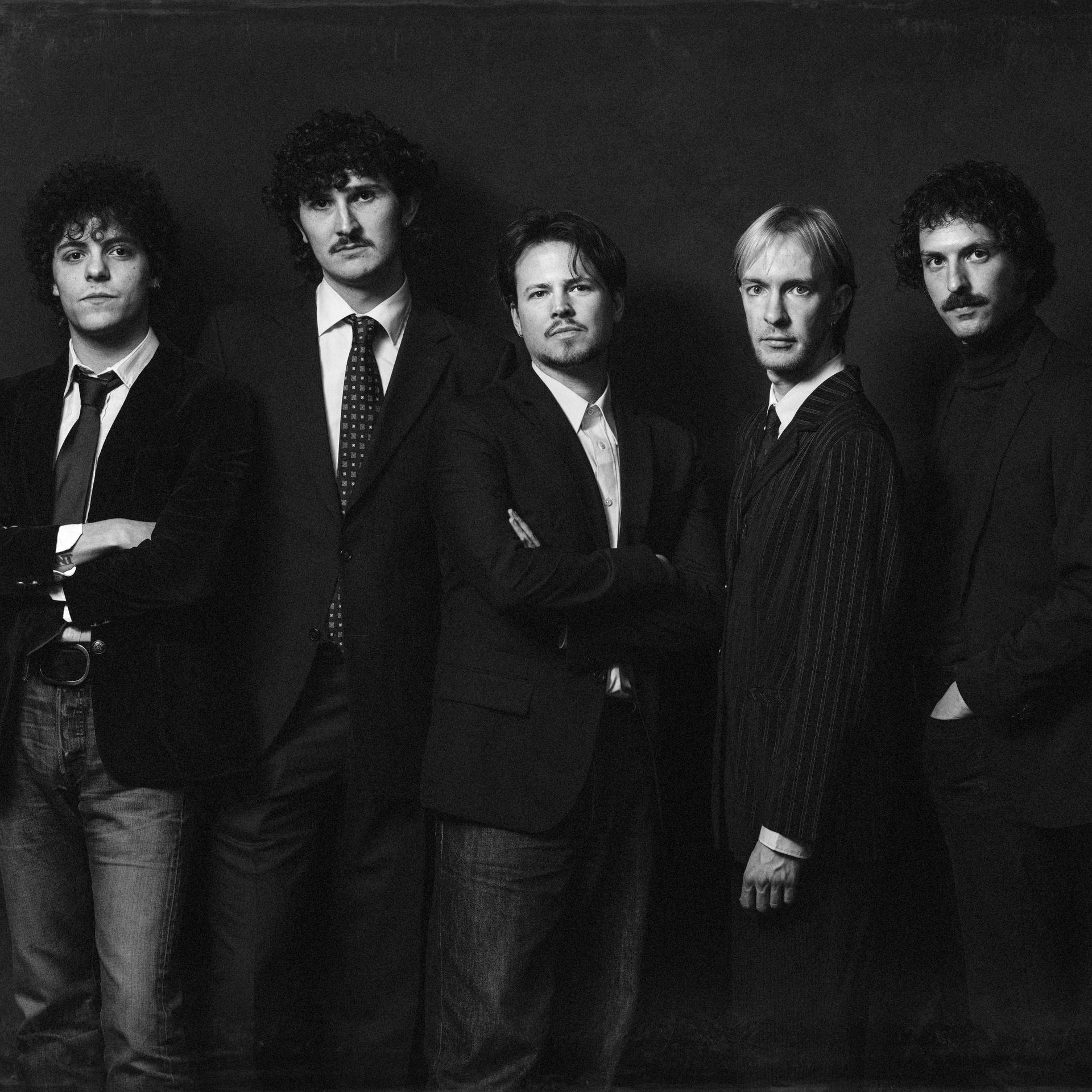 The Analogues present The Young Analogues, Promotiebeeld The Young Analogues