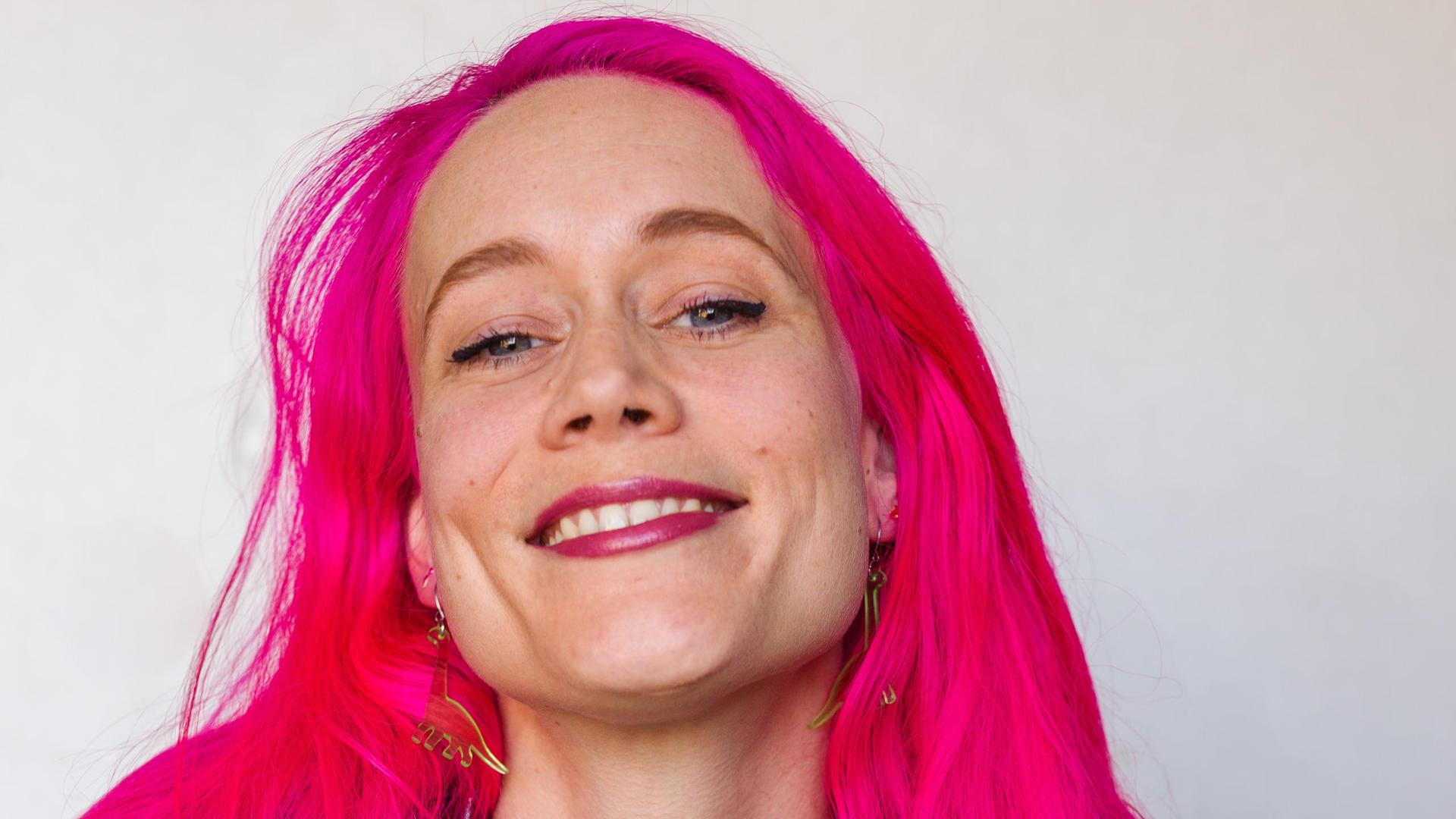 Melanie During, Promotiebeeld van Melanie During met roze haar