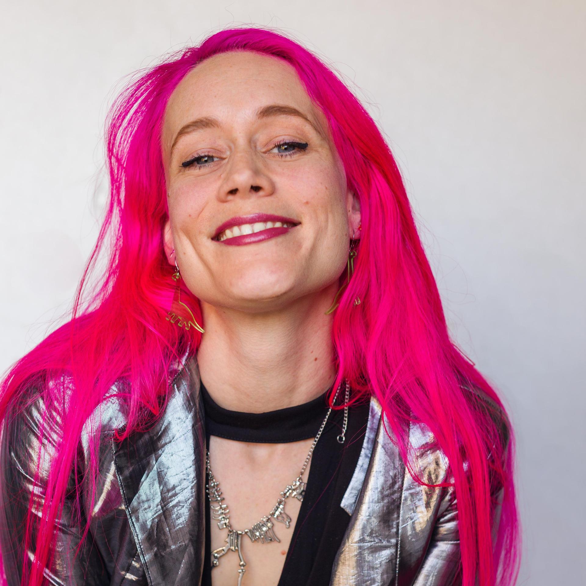 Melanie During, Promotiebeeld van Melanie During met roze haar