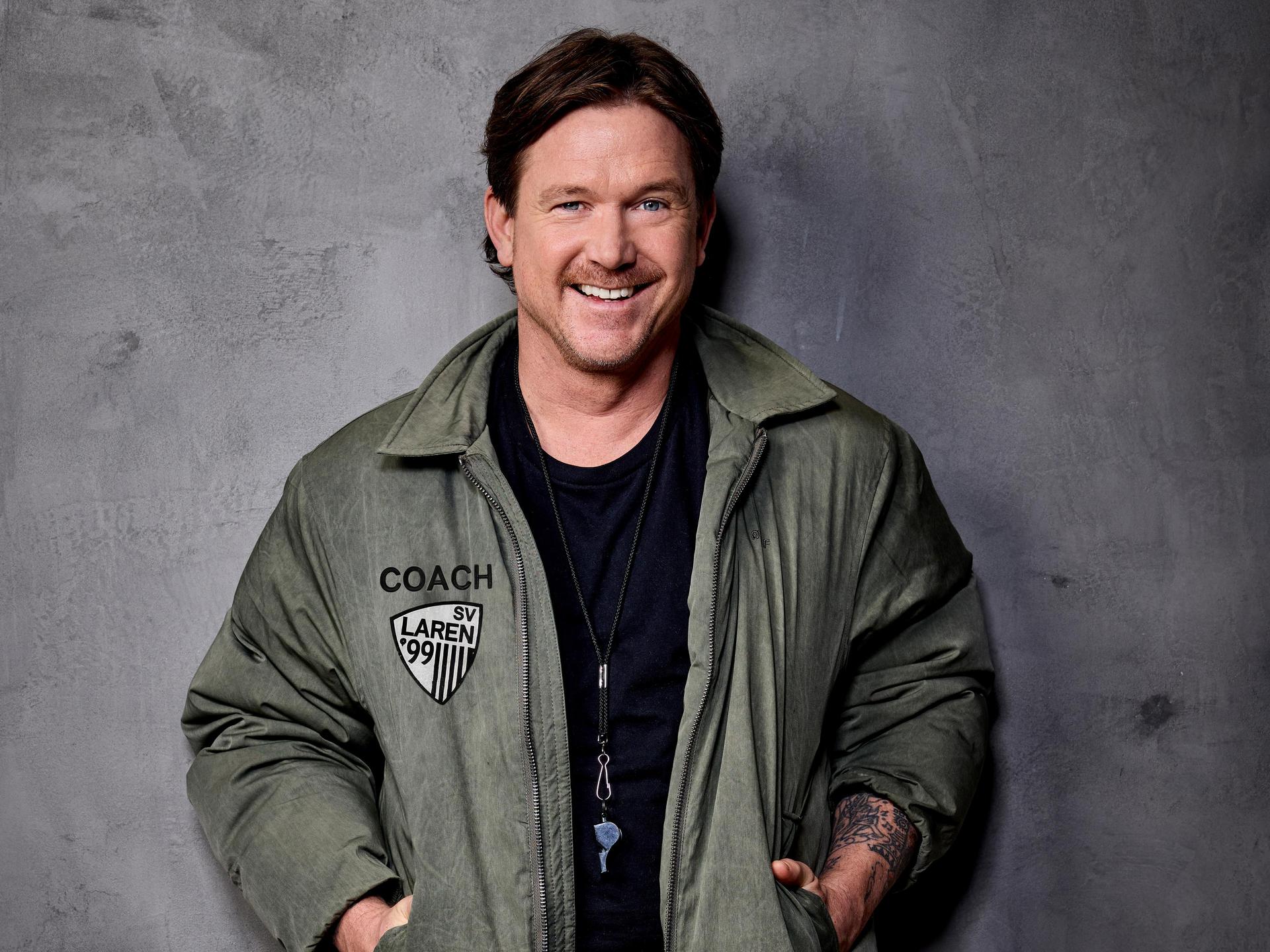Johnny de Mol, Promotiebeeld van Johnny de Mol