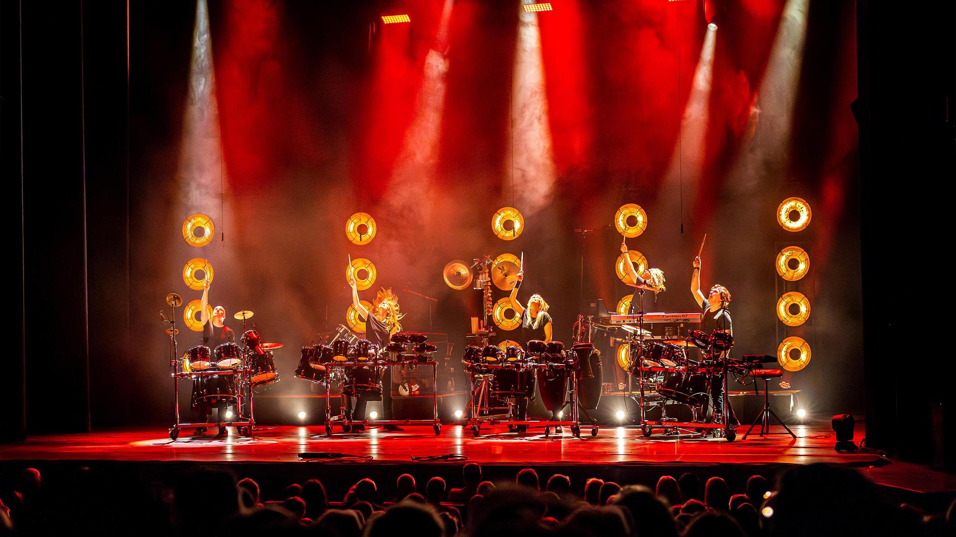 Slagerij van Kampen, Promotiefoto van de band Slagerij van Kampen