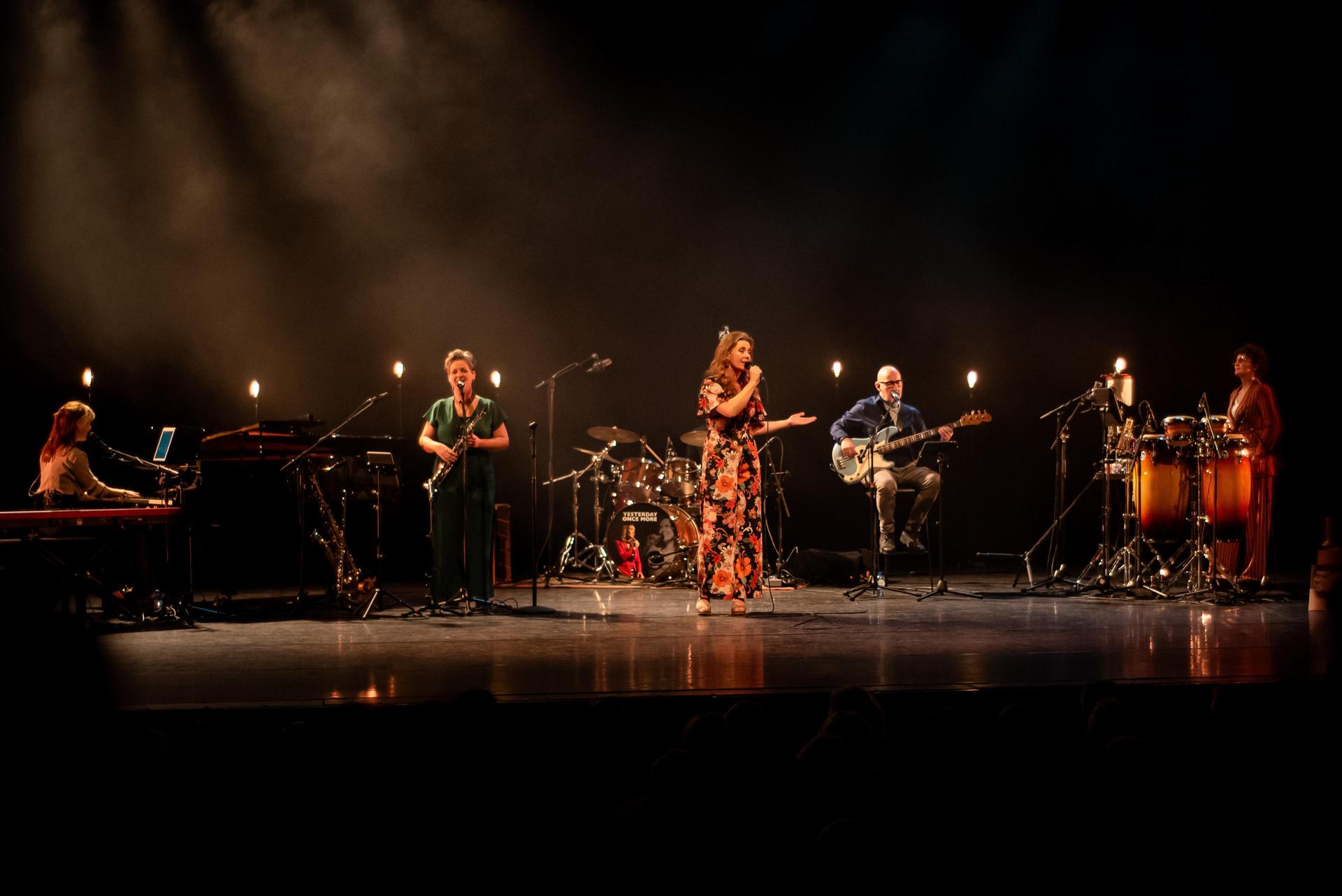 scènefoto Judith Koch en band - Yesterday once more