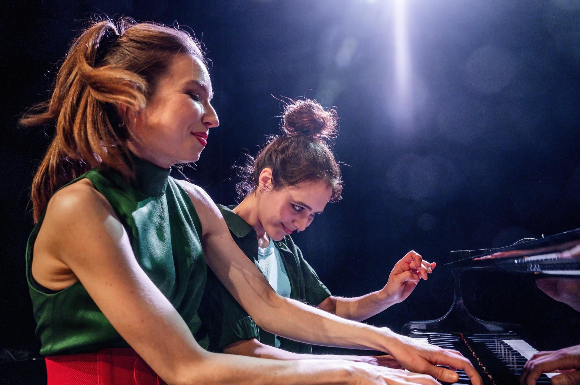 scènefoto's van Beht& Flo