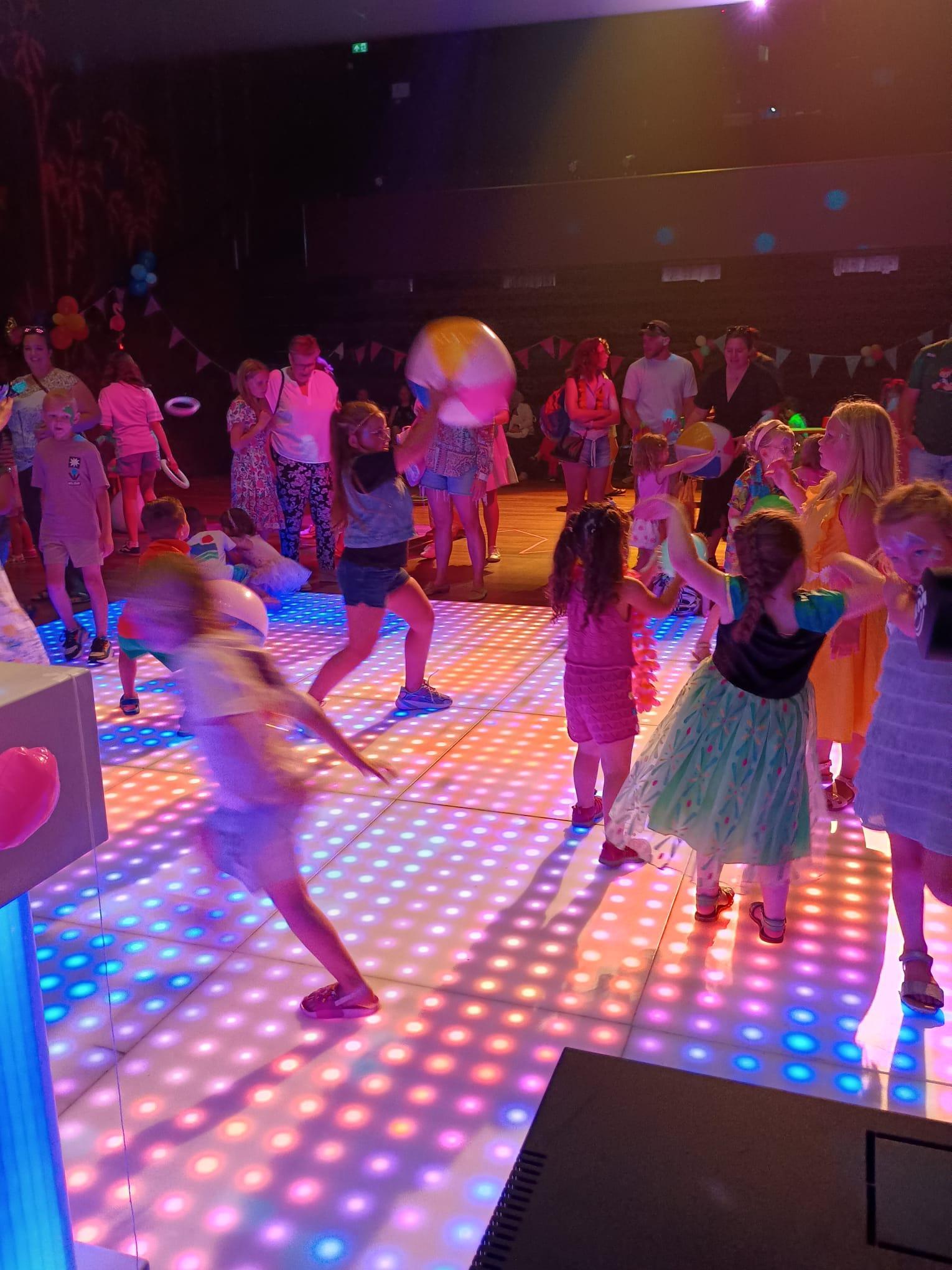 Foto's Stoep Kids kinderdisco 28 juni 2026