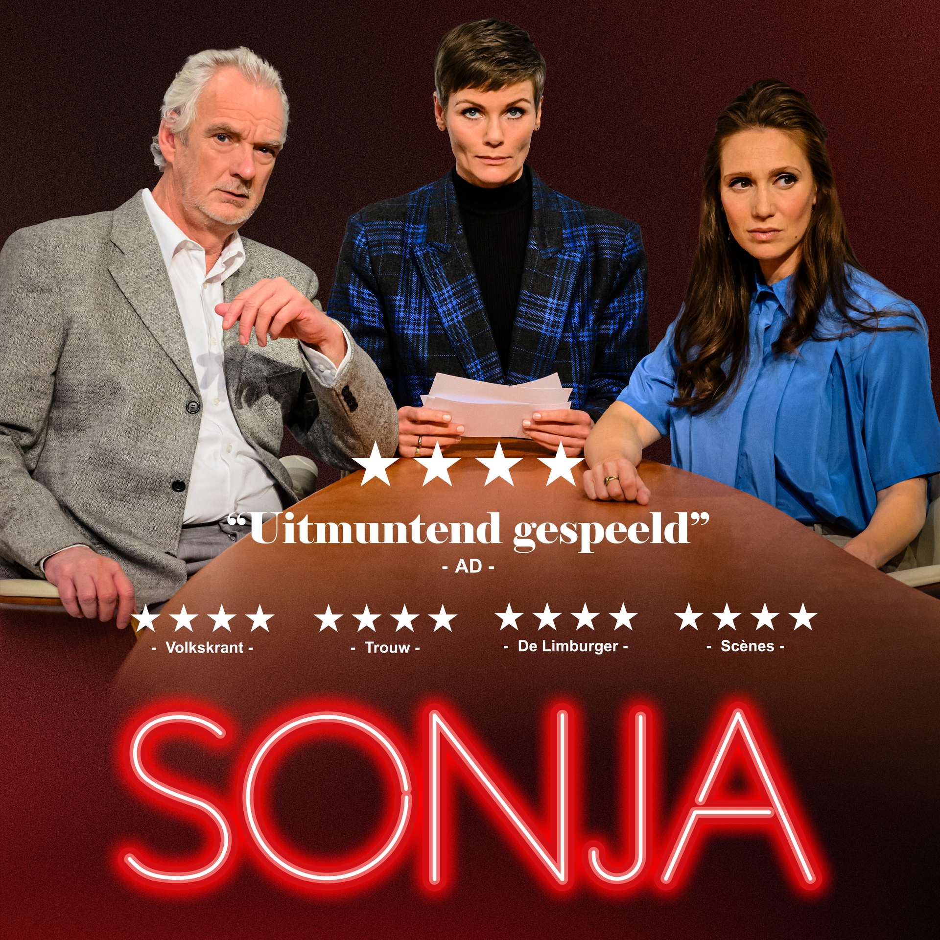 sterrenfoto van Sonja met alle recensies erop na de première