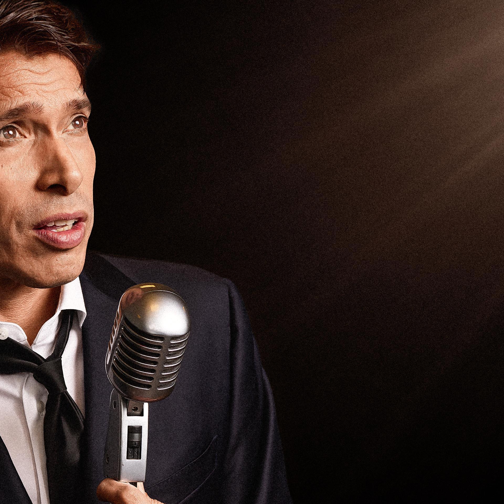 BREL - de musical, Promotiefoto: Sjors van der Panne als Jacques Brel