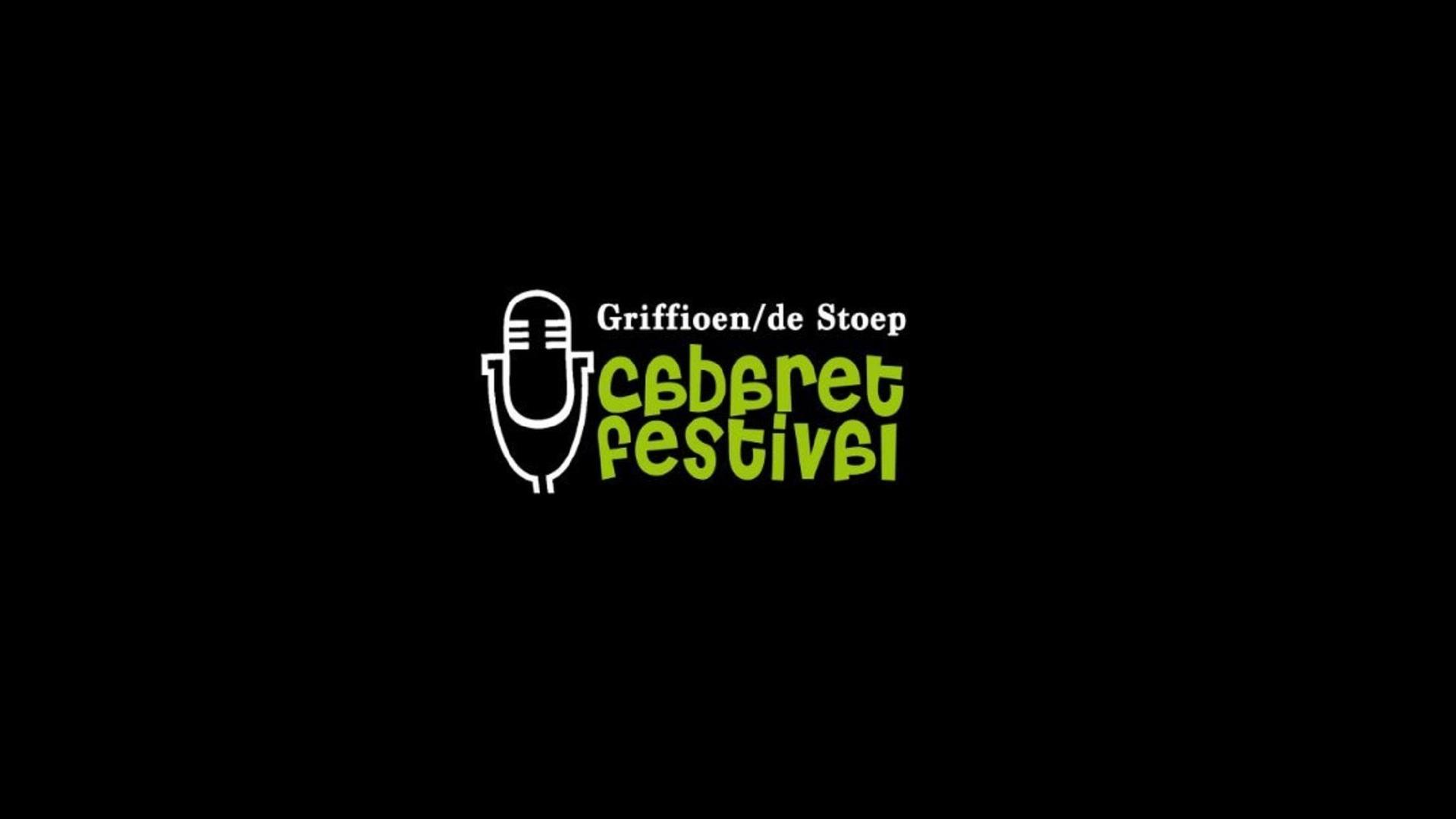 Griffioen De Stoep Cabaret Festival, Wit met groen logo Griffioen De Stoep Cabaret FEstival tegen een zwarte achtergrond